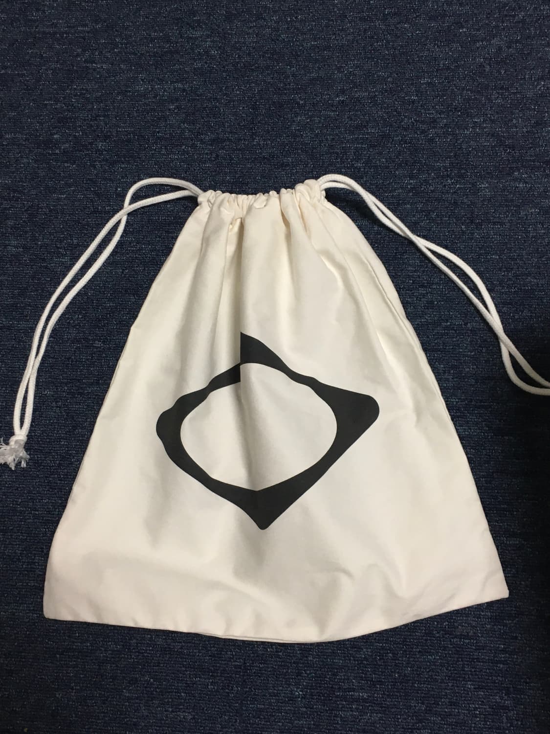 미스치프 더스트백 상품이미지1