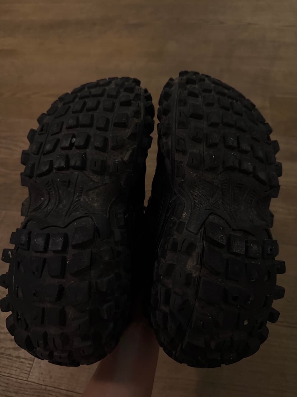 발렌시아가 디펜더 42 (실착샷첨부) 상품이미지5