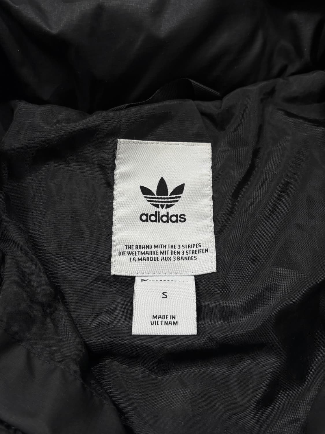 아디다스 덕다운 블랙 패딩 자켓 상품이미지6