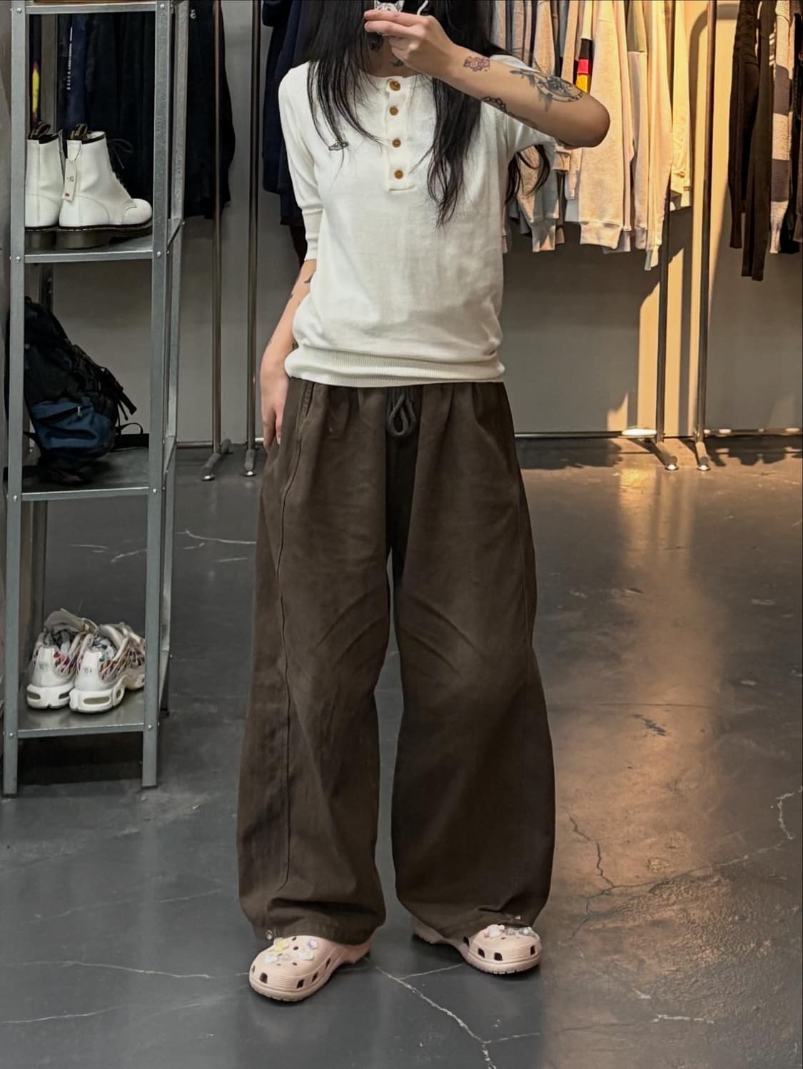 비비안 웨스트우드 로고 니트 반팔 A2447 상품이미지1