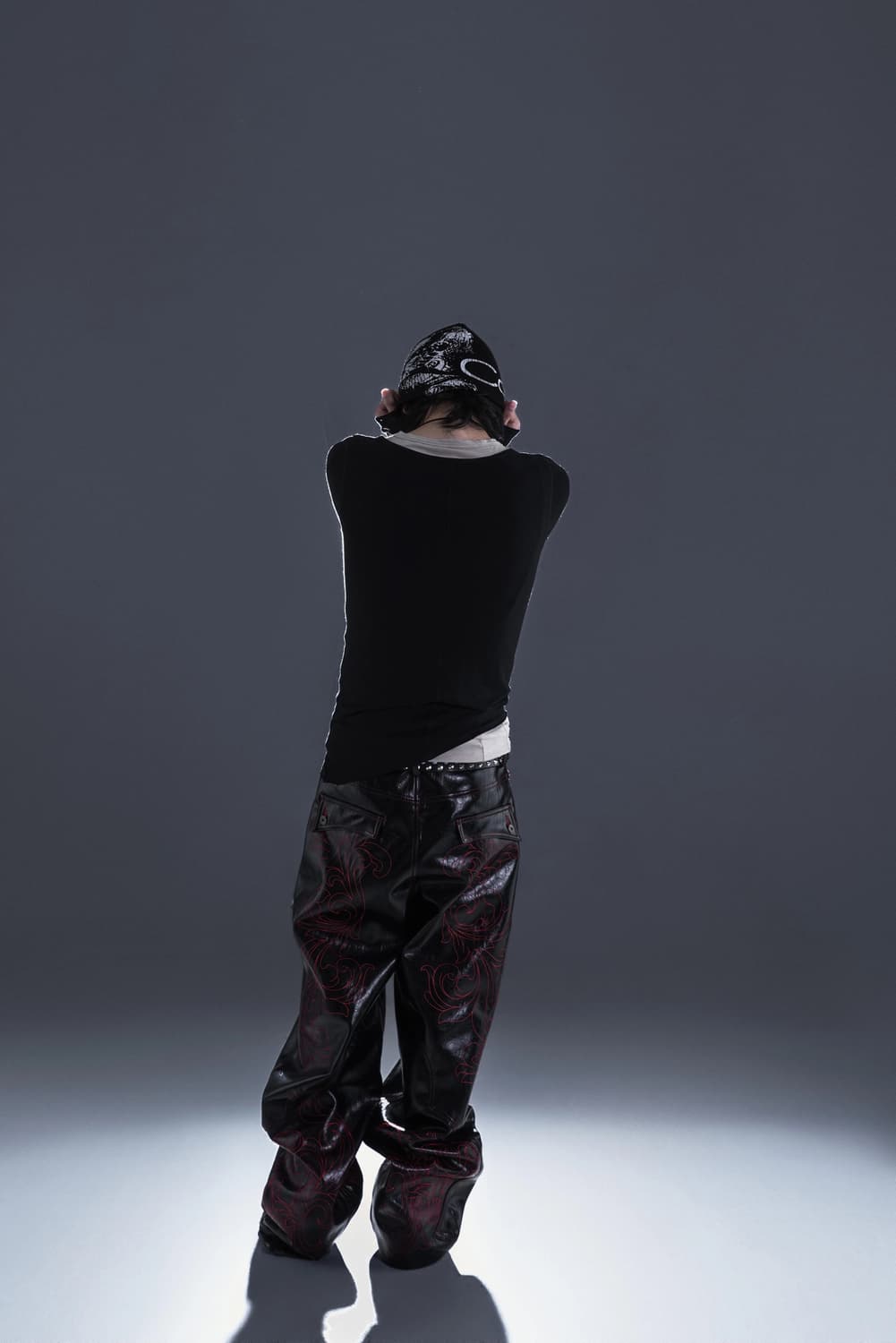 Dark Archive Embroidered graphic Pants 상품이미지8
