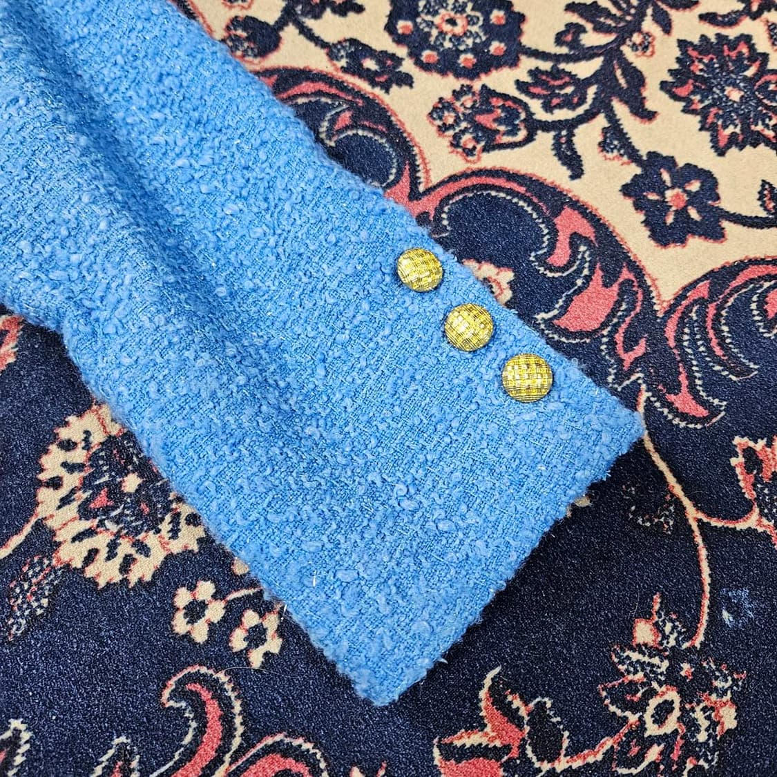 WXLSTUDIO 블루 골든 버튼 숏 트위드자켓 S size 상품이미지4