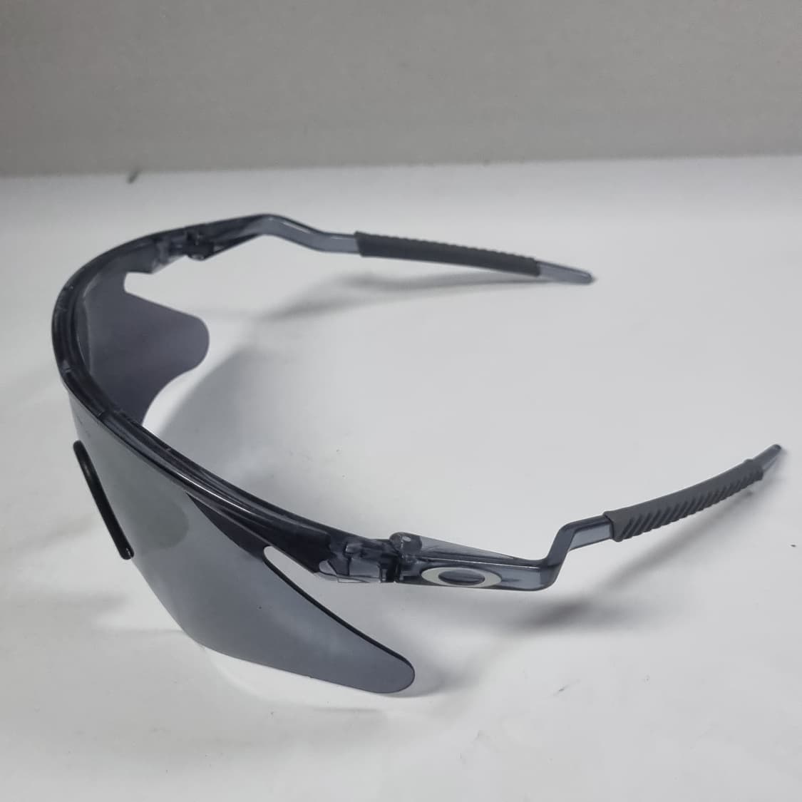 오클리 초기형 엠프레임(1991) 크리스탈 블랙 상품이미지6