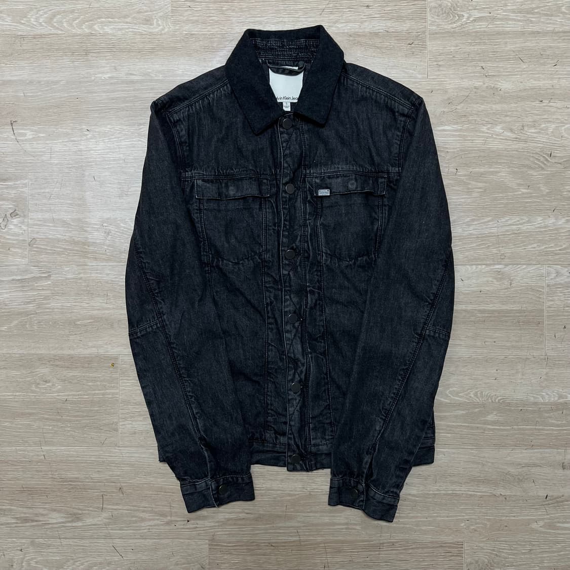 켈빈클라인 진스 배색 카라 워싱 데님 흑청자켓 [블랙] S/90 상품이미지1