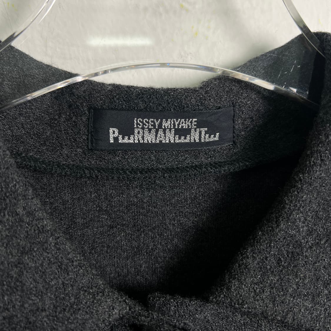 이세이미야케 퍼머넌트 차콜 울 가디건 상품이미지3