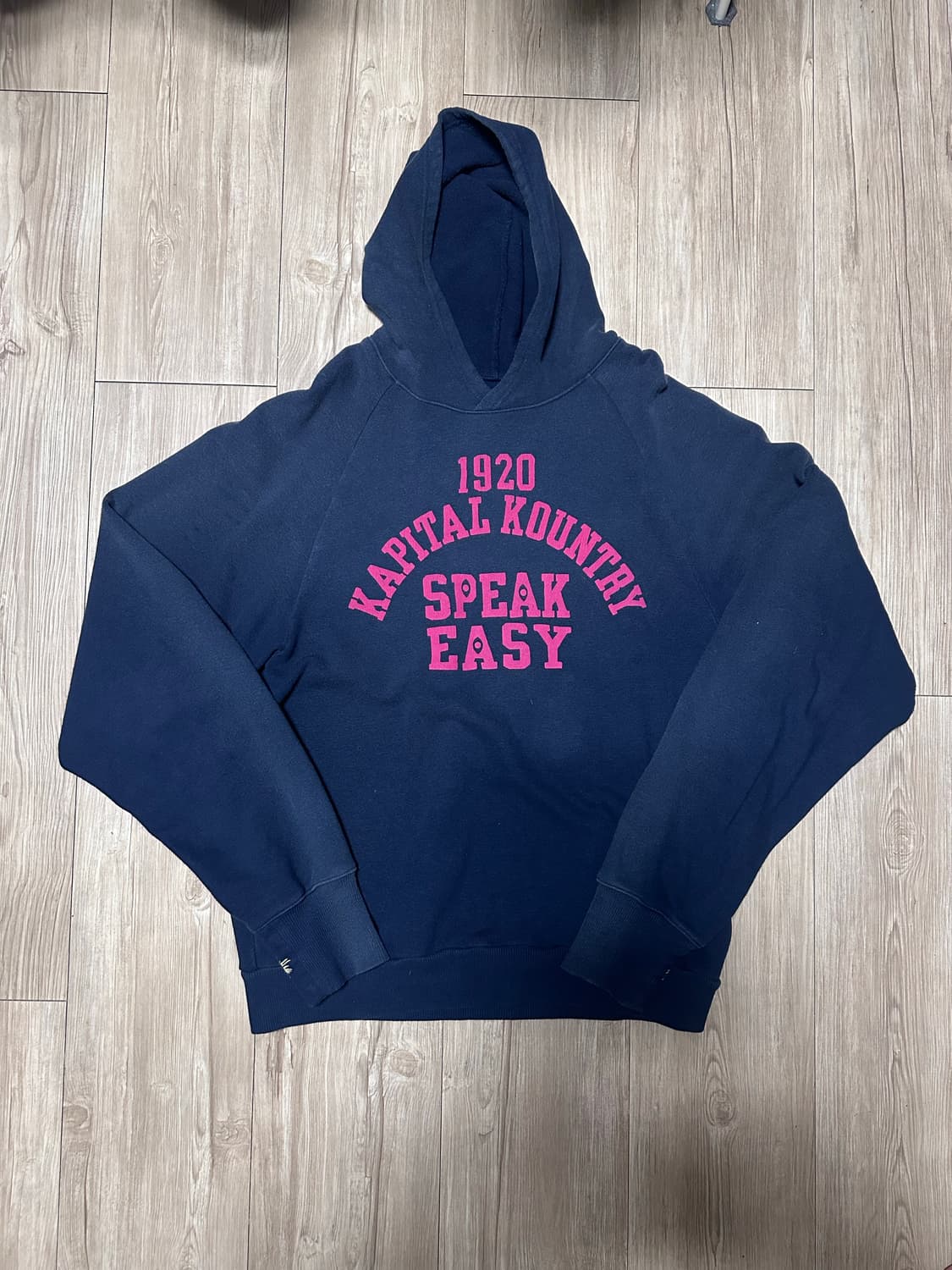 캐피탈 래글런 후드 플리스 스웨트셔츠 스피크이지 컬리지 Pt 네이비 상품이미지1