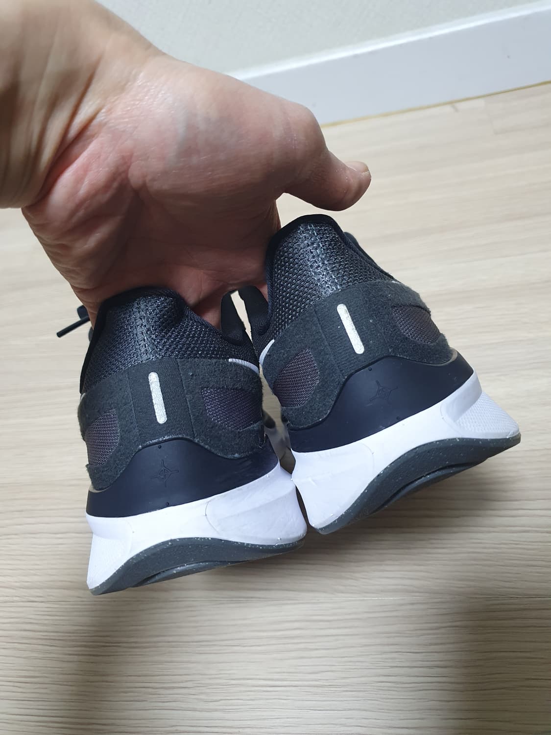 나이키 스트럭처 25 운동화 255 상품이미지6