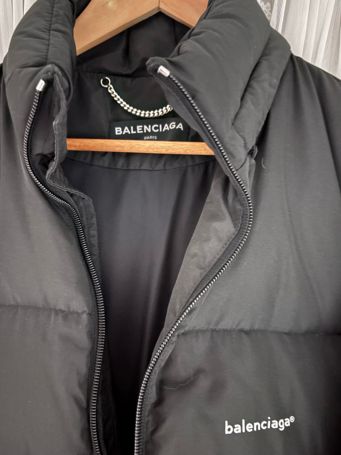 정품 17fw 발렌시아가 c컬 패딩 46 상품이미지3