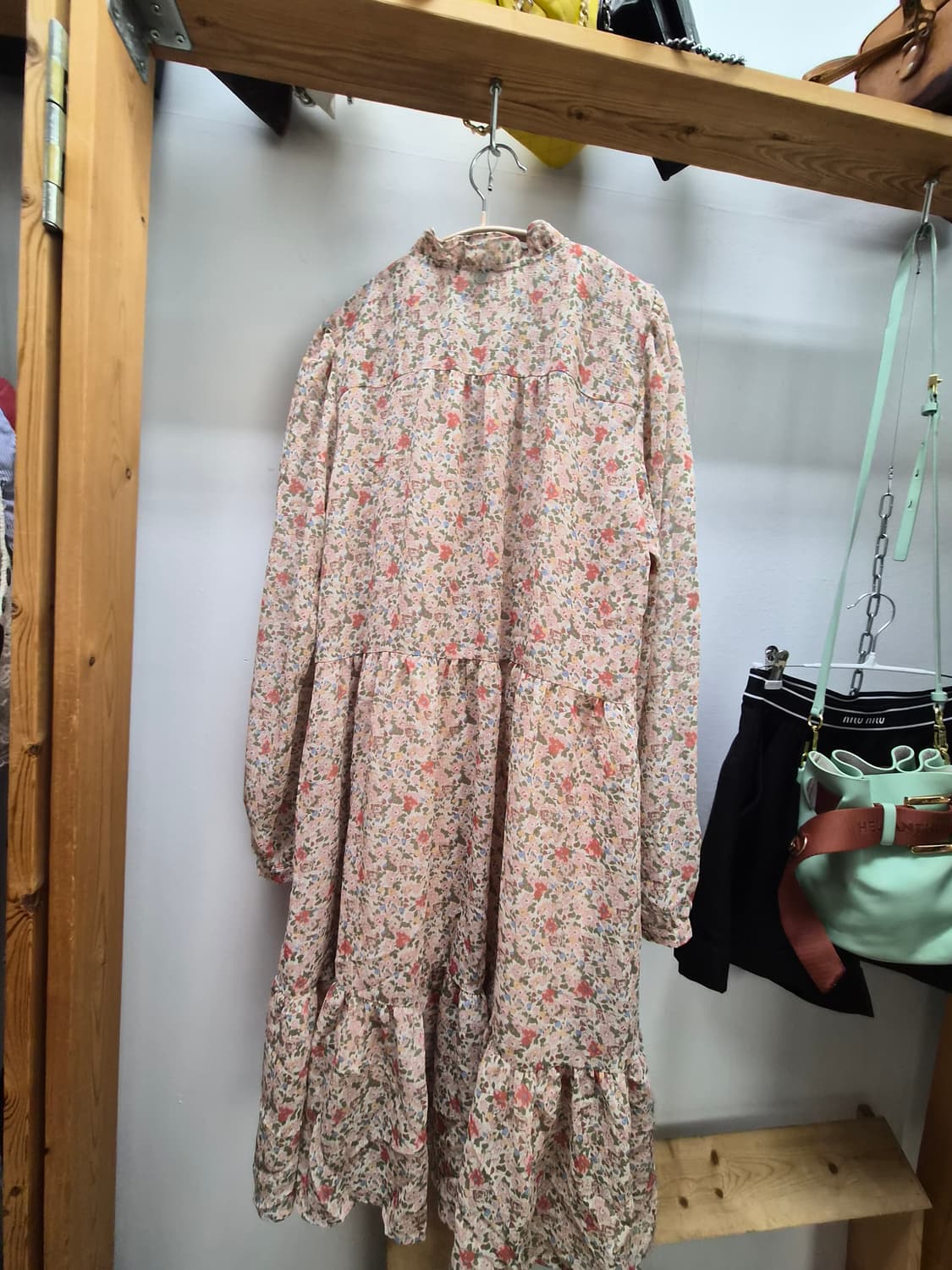 써스데이 아이랜드 데이지 프릴 원피스 상품이미지7