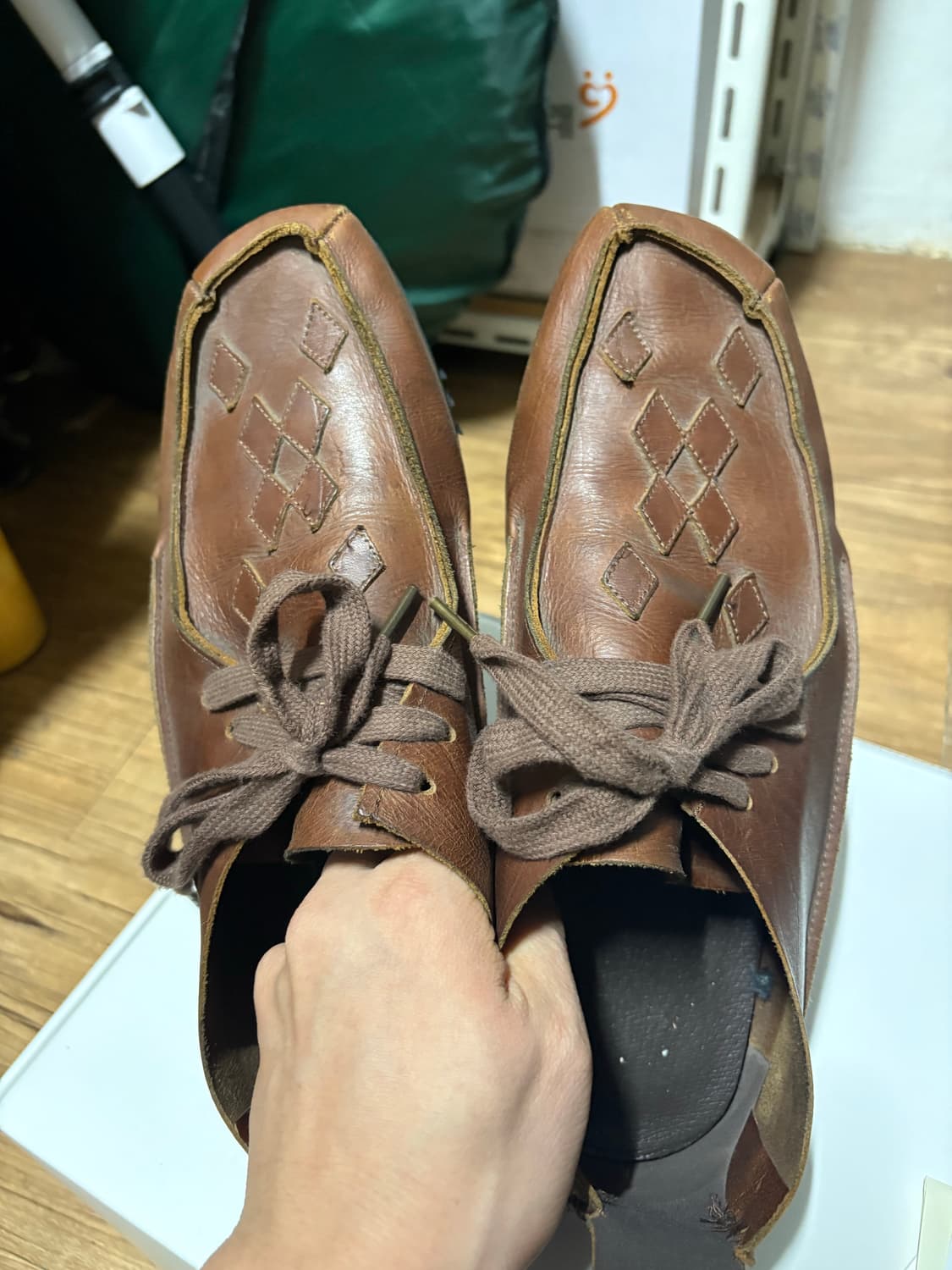 2) 폴리테루 스티치드 왈라비 브라운 판매해요 상품이미지2