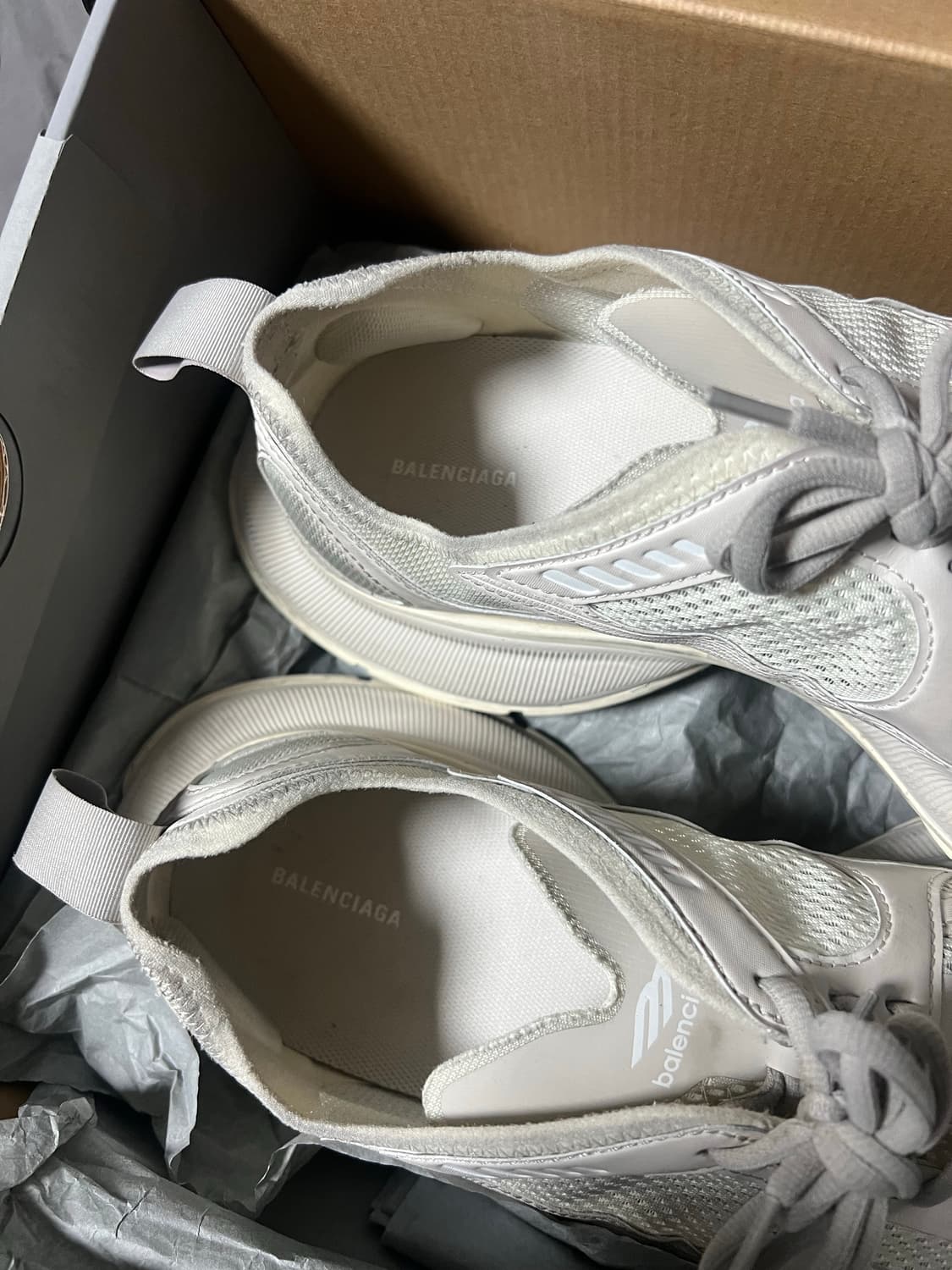 (43) 정가144 발렌시아가 서킷 베이지 국내매장판 상품이미지6