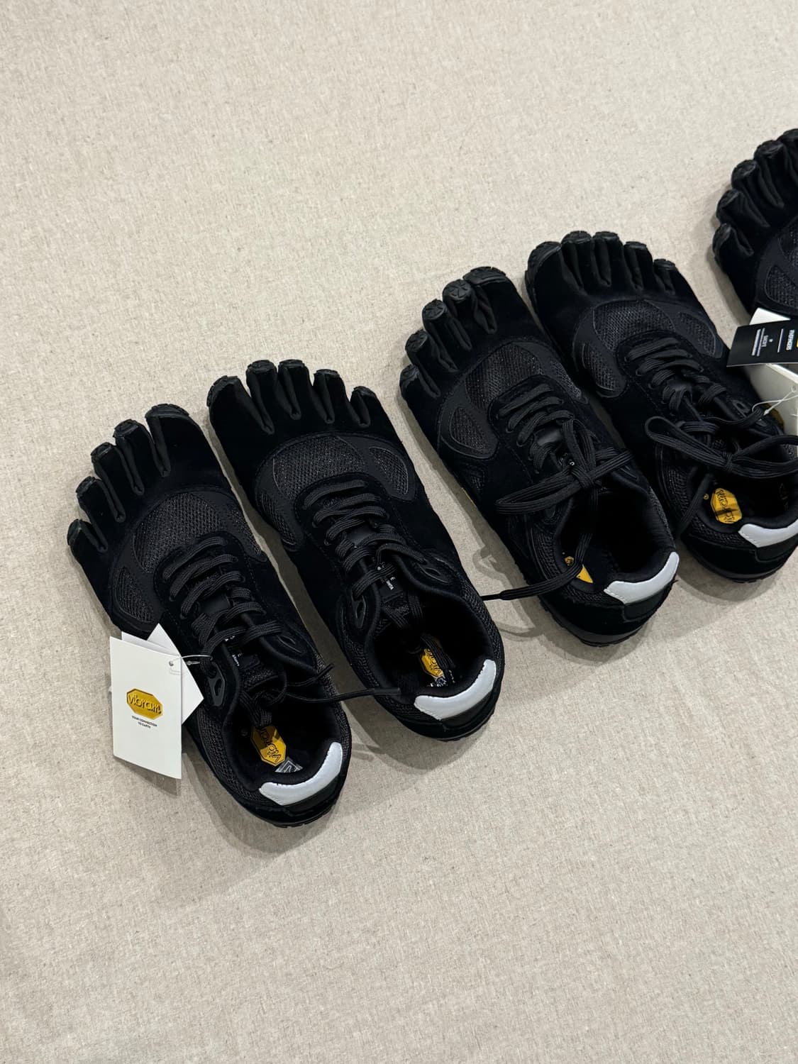 솔로이스트 21aw 수이코크 파이브핑거스 스니커즈 상품이미지5