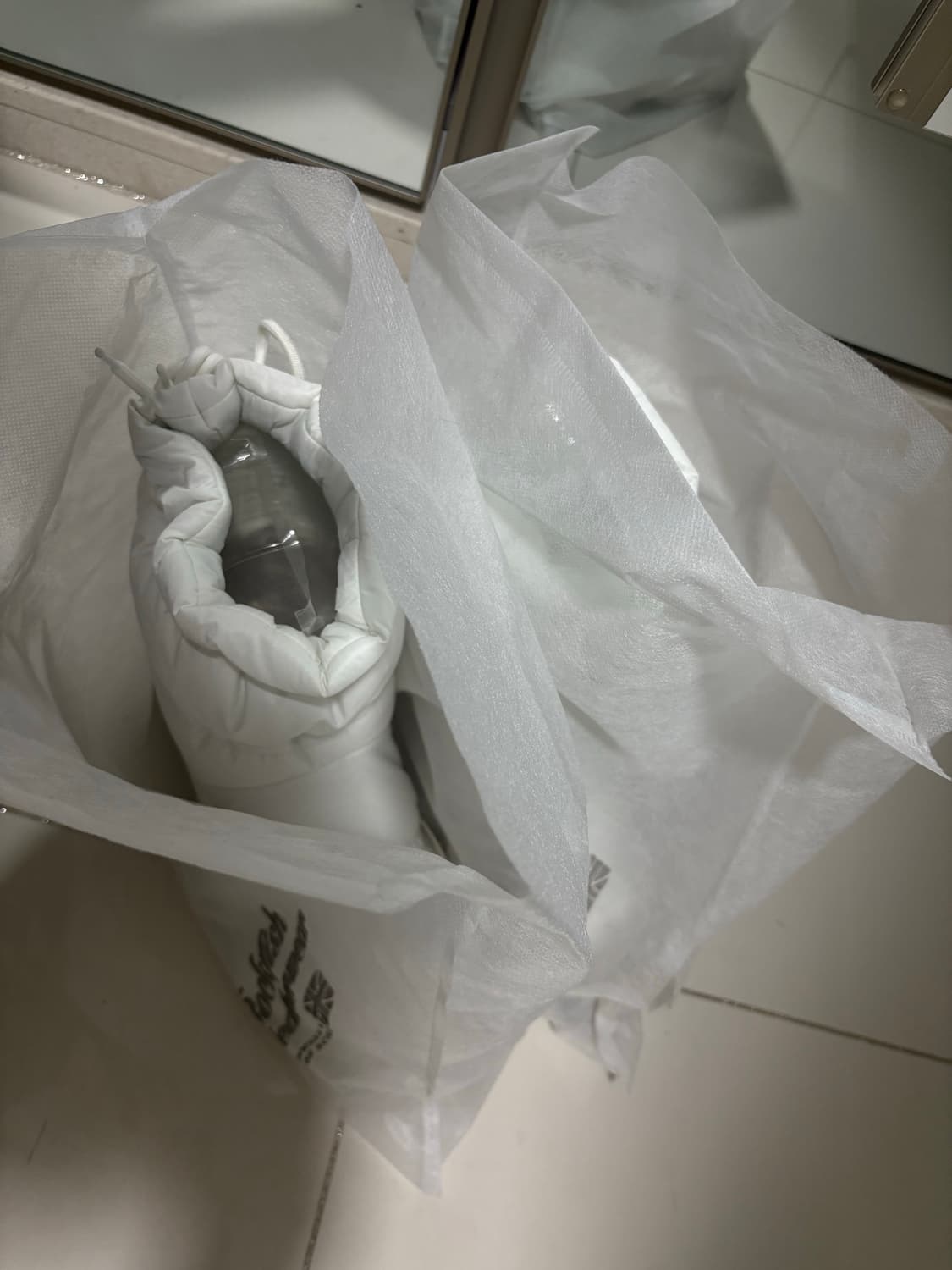 (W) 락피쉬웨더웨어 헤이든 미들 퍼프 패딩 부츠 화이트 (250) 상품이미지2