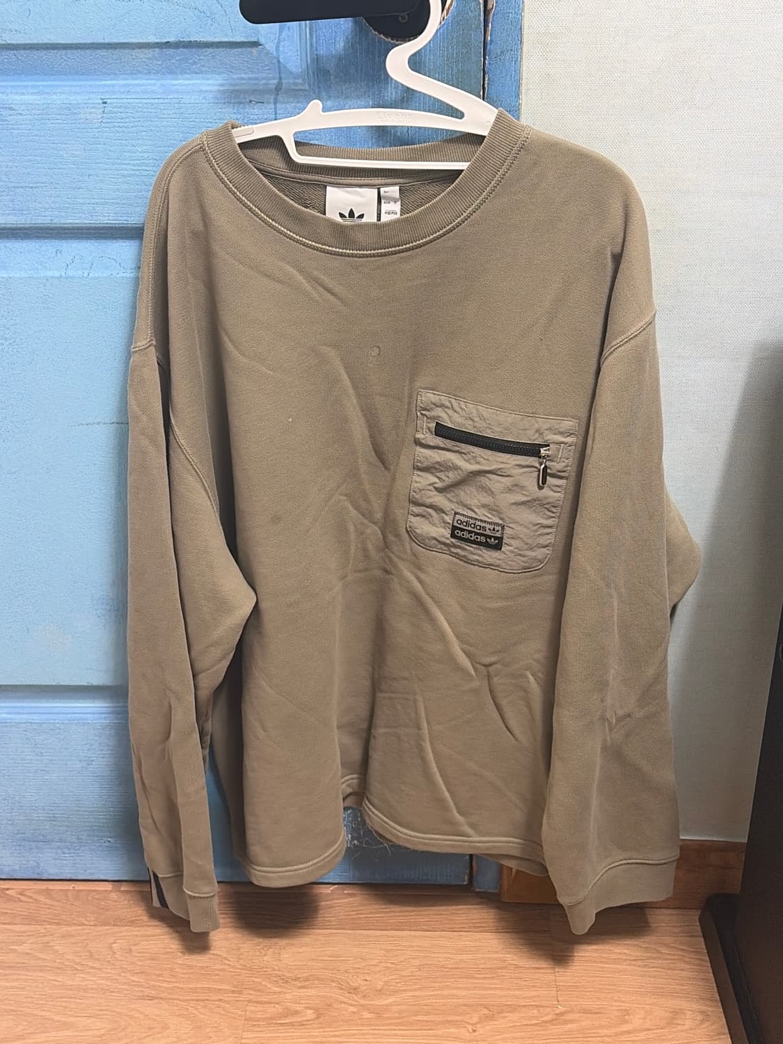 아디다스 맨투맨 상품이미지2