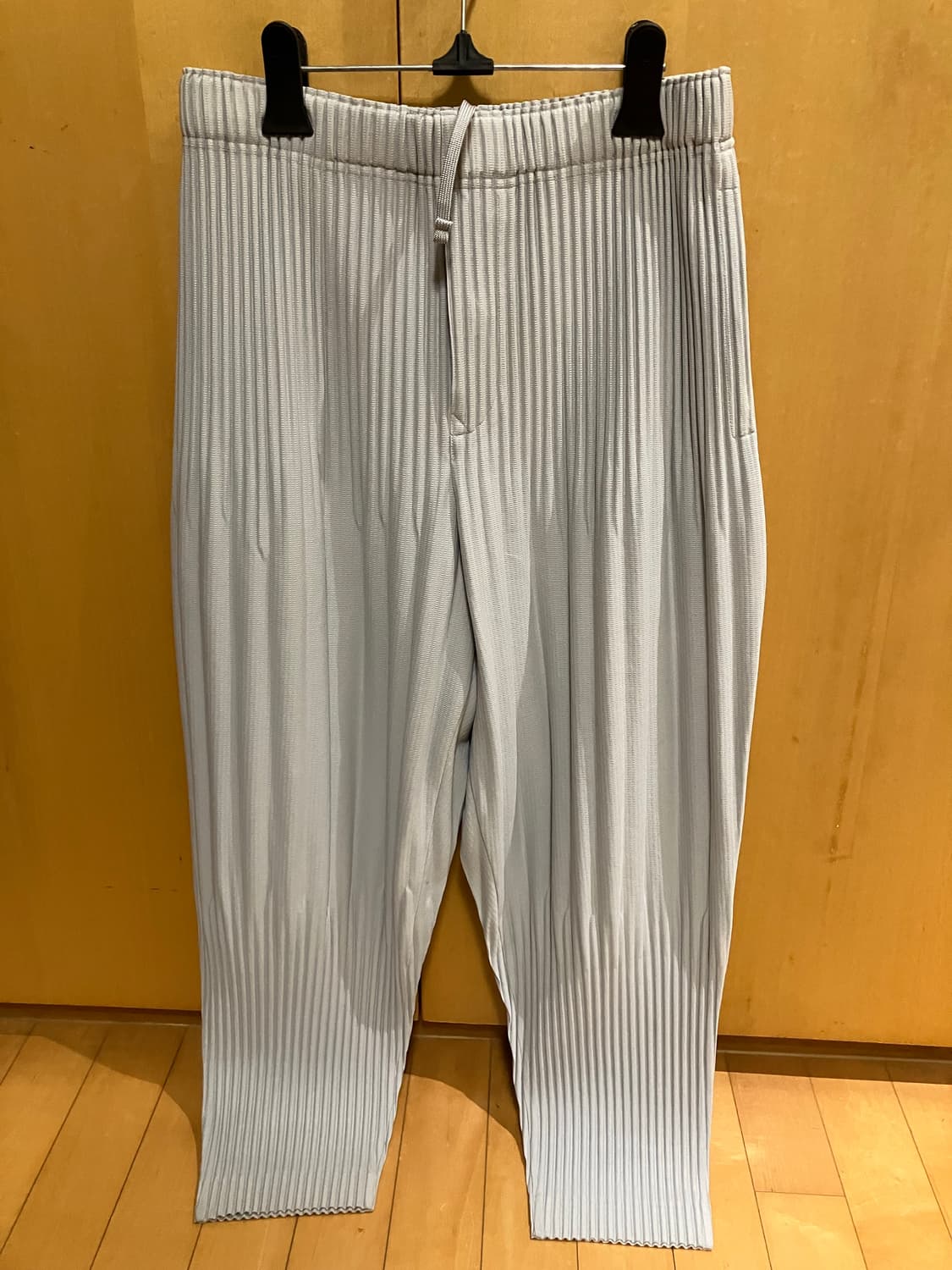 옴므플리세 이세이 미야케 베이직 팬츠 상품이미지1