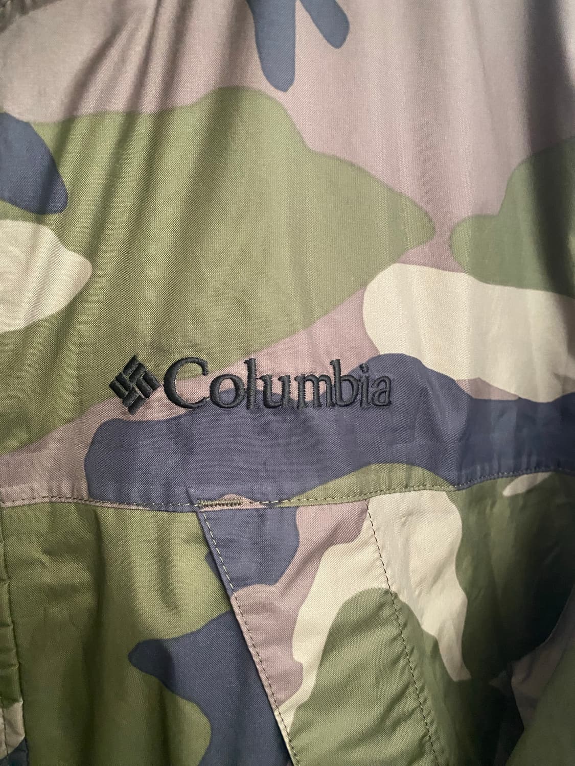 콜롬비아 카모플라쥬 옴니테크 바람막이 상품이미지2