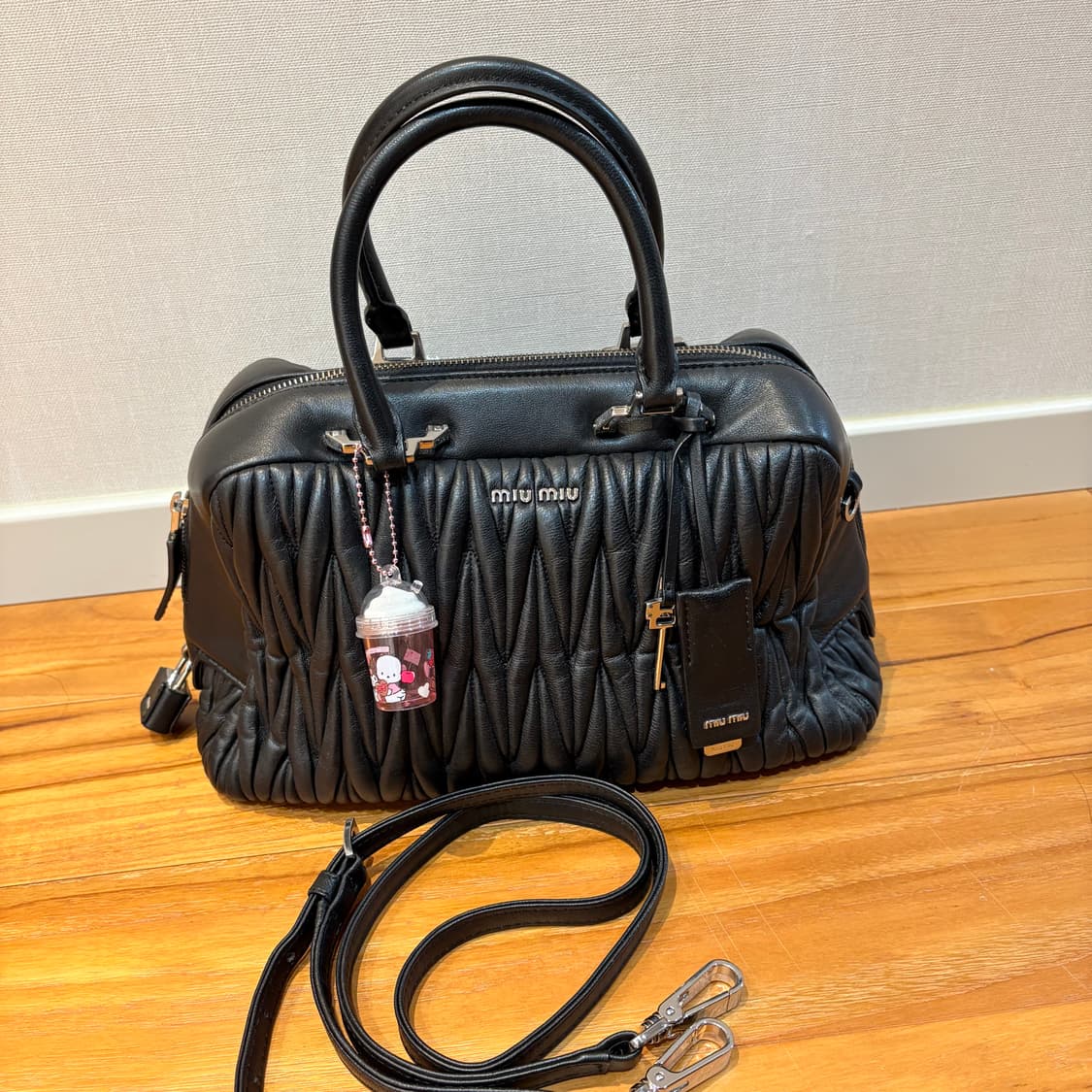 정품 메트로시티 woc + 서비스 미우미우 사첼백 상품이미지5