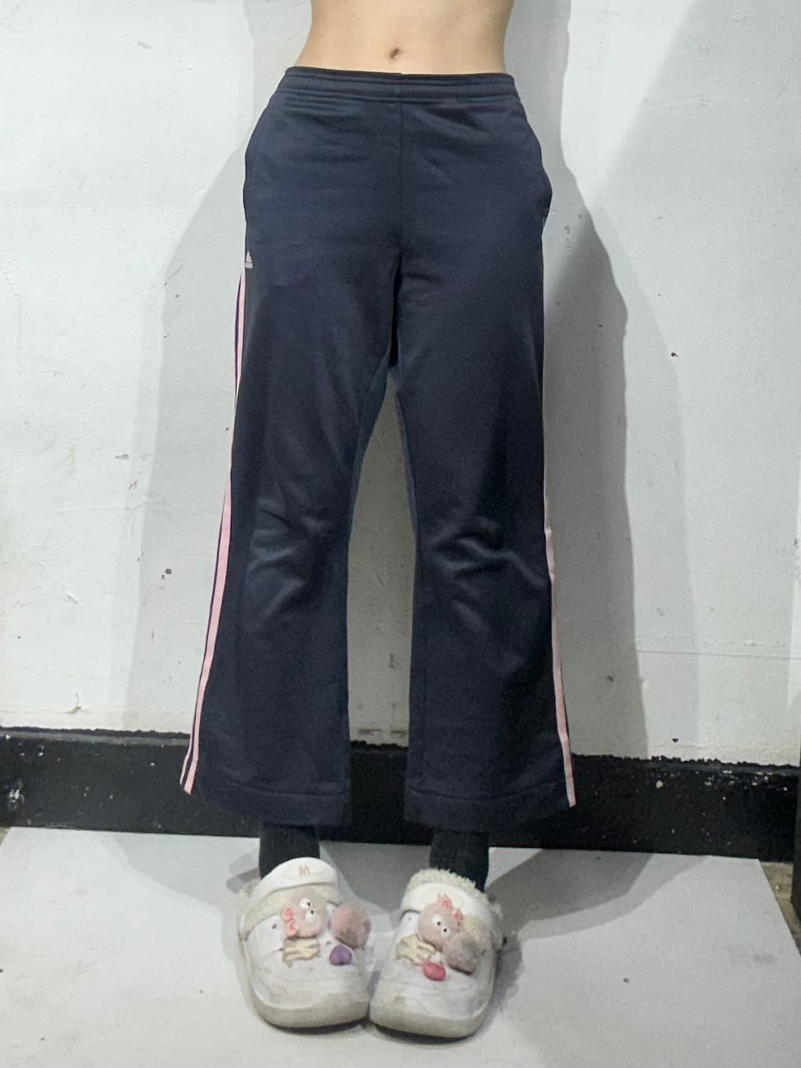 아디다스 네이비 핑크 삼선 와이드 팬츠 M  상품이미지2