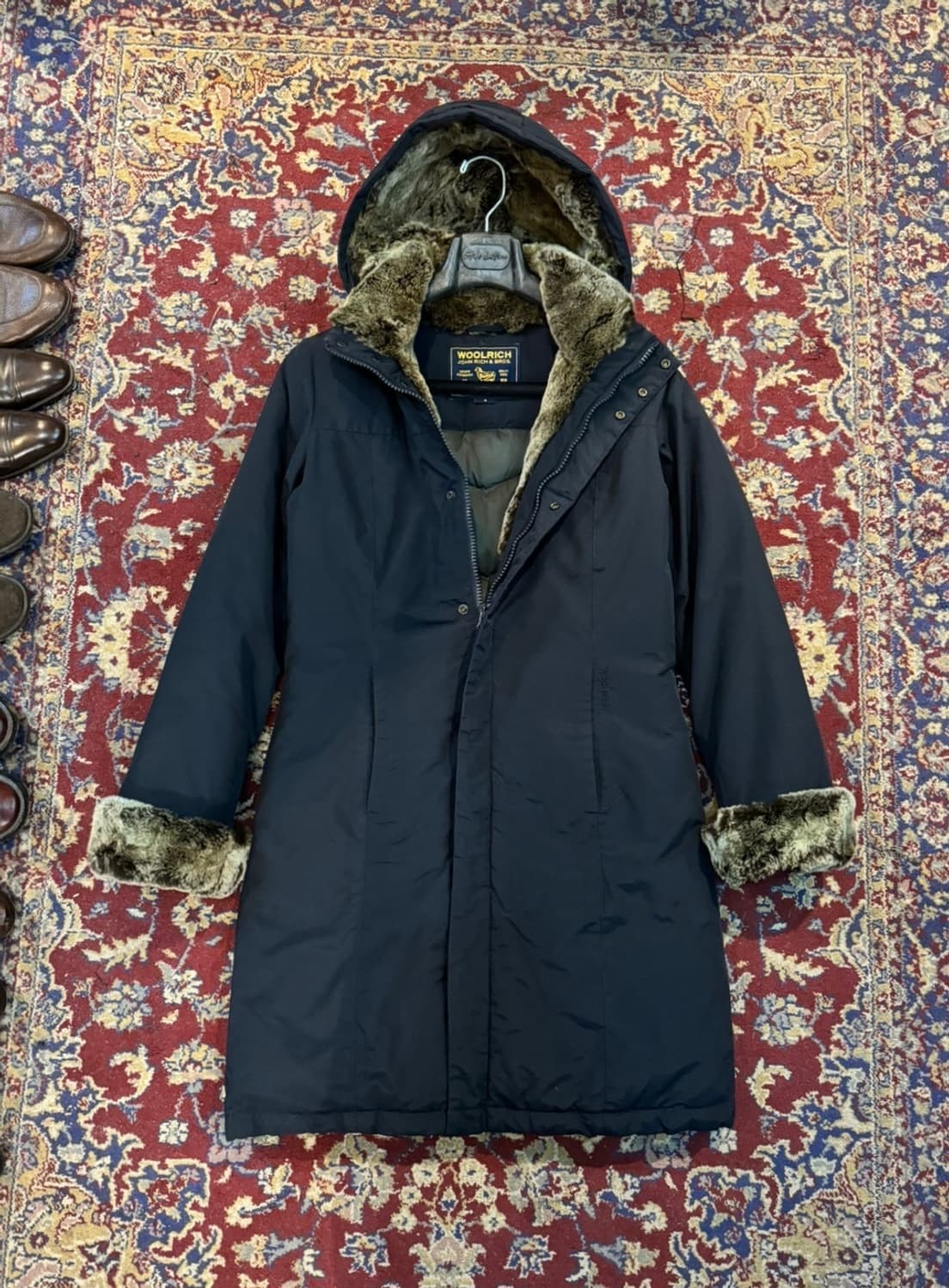 울리치 구스 다운 코트 상품이미지1