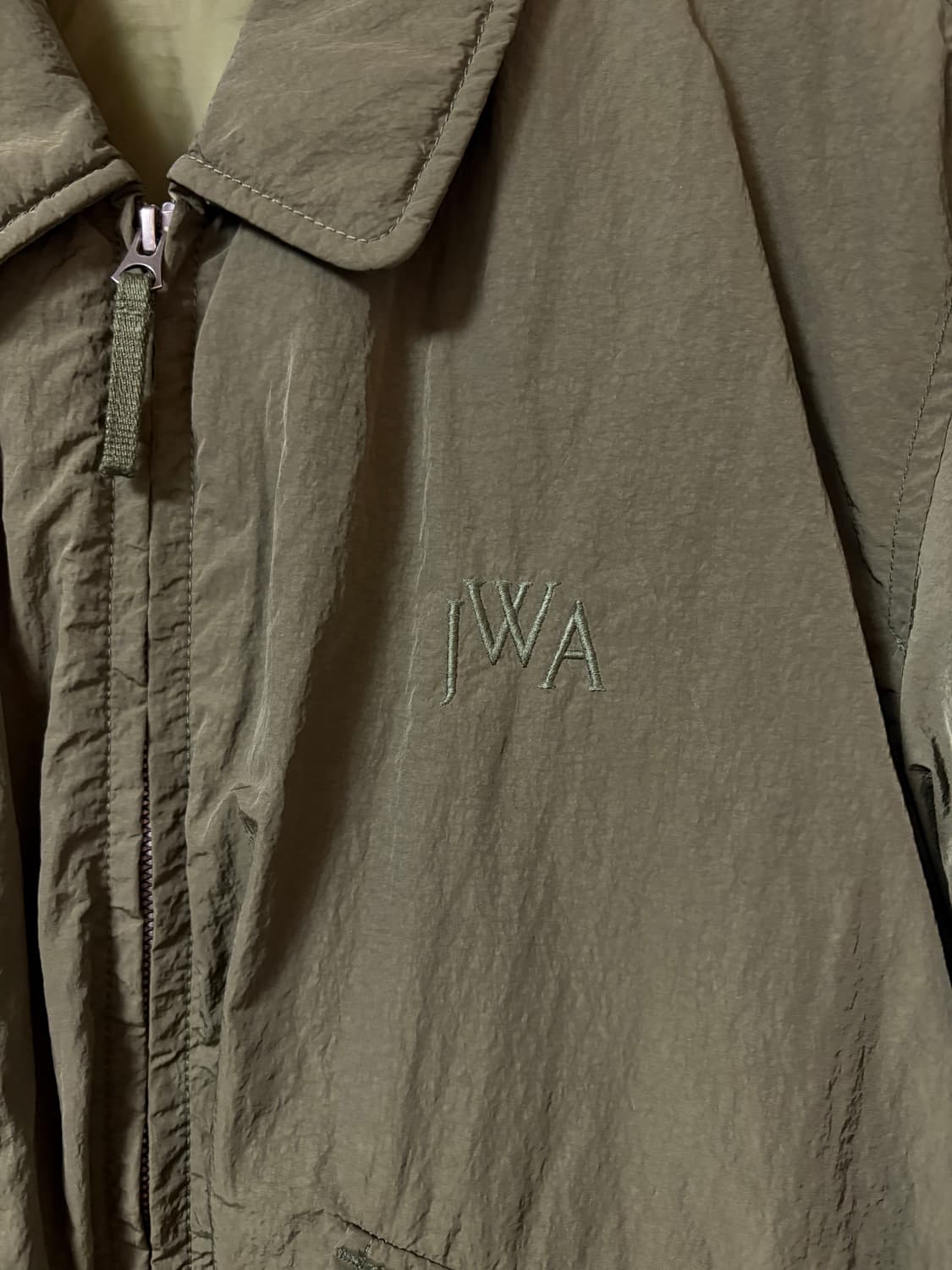 유니클로 jw앤더슨 패디드 숏 블루종 올리브 L 상품이미지3