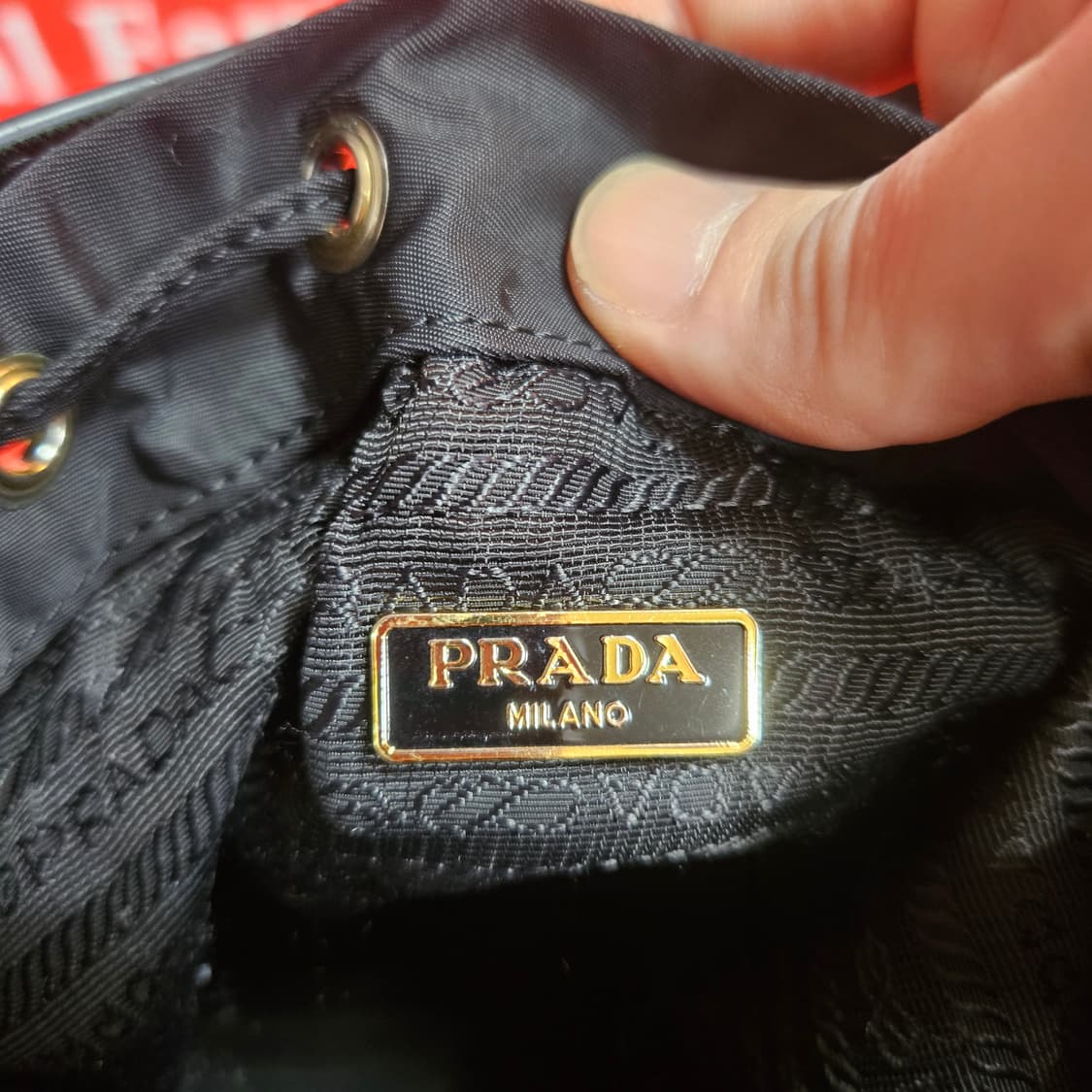프라다(PRADA) 복조리 버킷백 커스텀 크로스 스트렙 상품이미지5