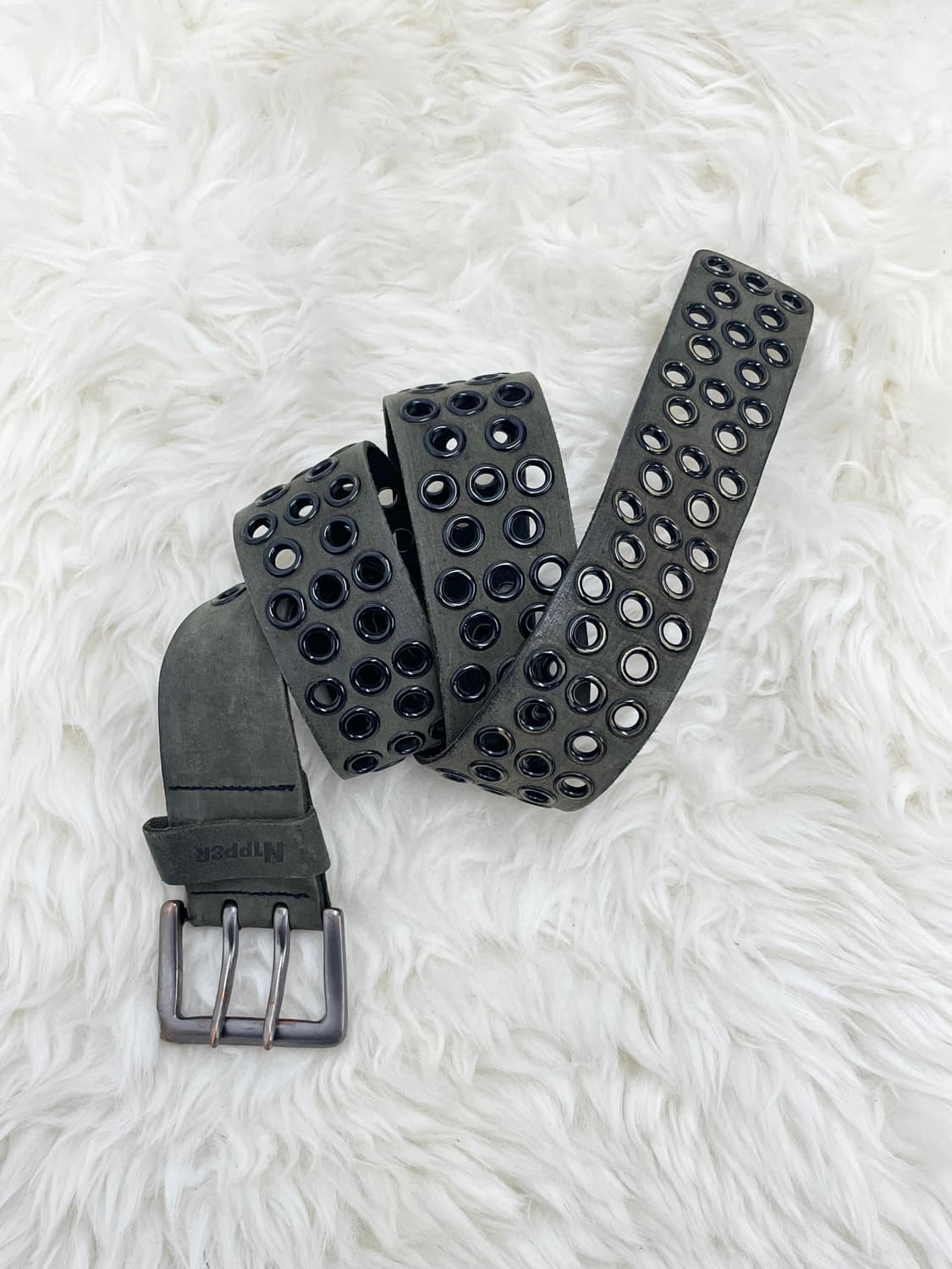 리얼레더 그런지 펀칭 버클 벨트 상품이미지1