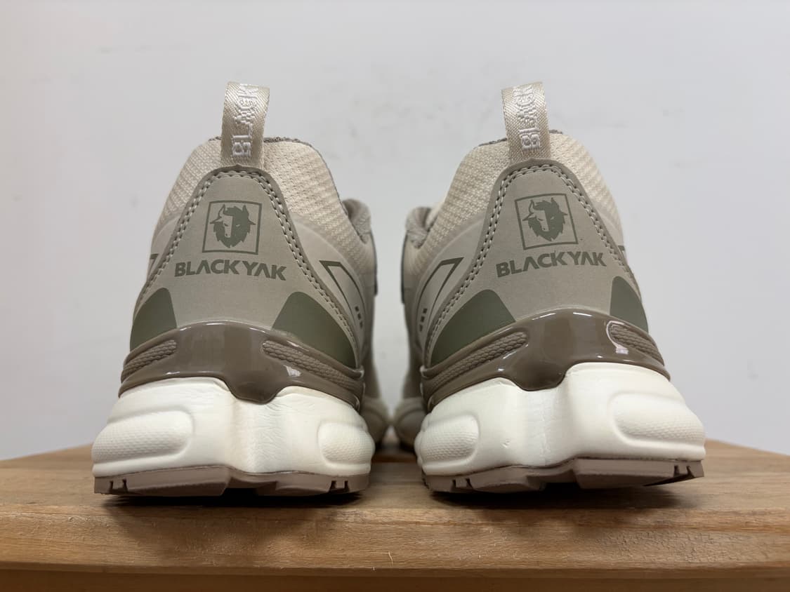 블랙야크 여성 트레킹화 235 상품이미지6