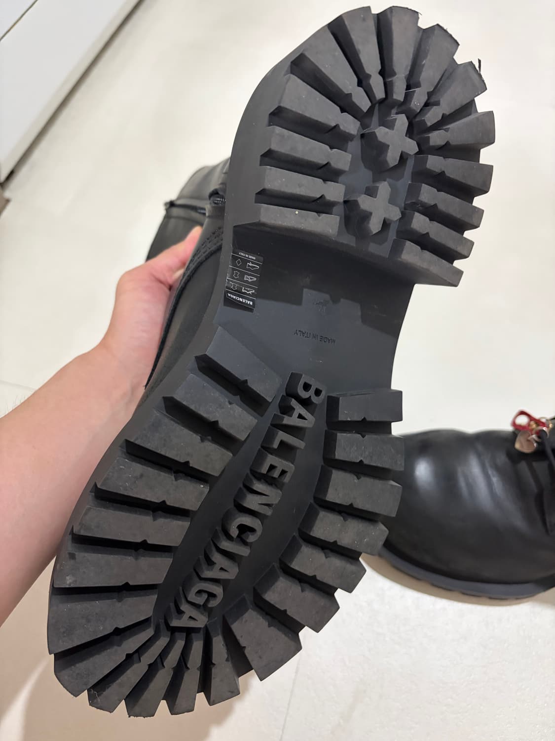 발렌시아가 험머 부츠 상품이미지3
