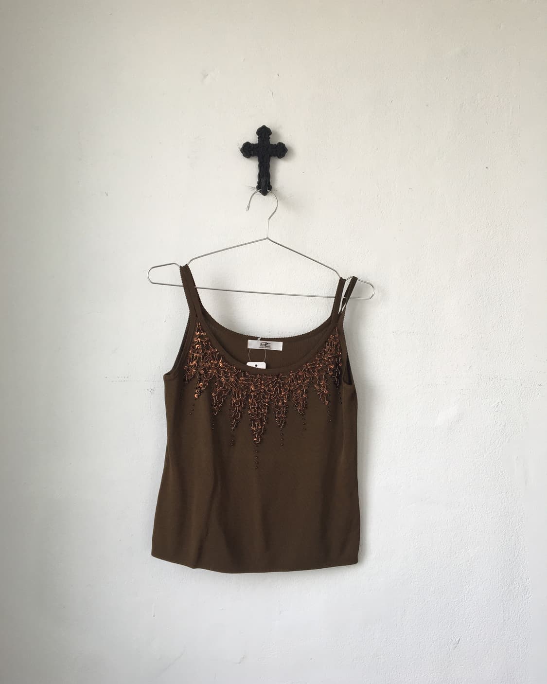 Beads neck line point sleeveless 상품이미지2