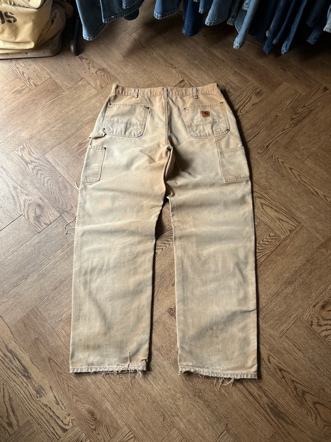 [36]칼하트 USA 더티 디스트로이드 브라운 더블니 워크 팬츠 상품이미지2