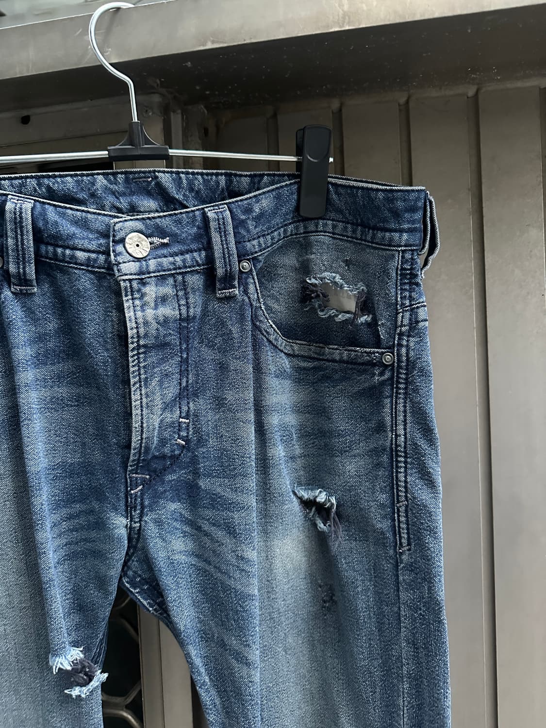 Diesel denim destroyed jeans 상품이미지3