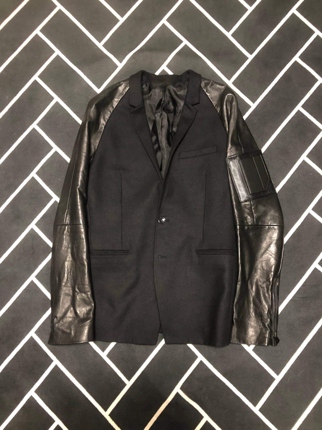 (새제품 초특가)준지 jun.j 리얼 양가죽 프리미엄 런웨이가죽자켓/몽클 상품이미지10