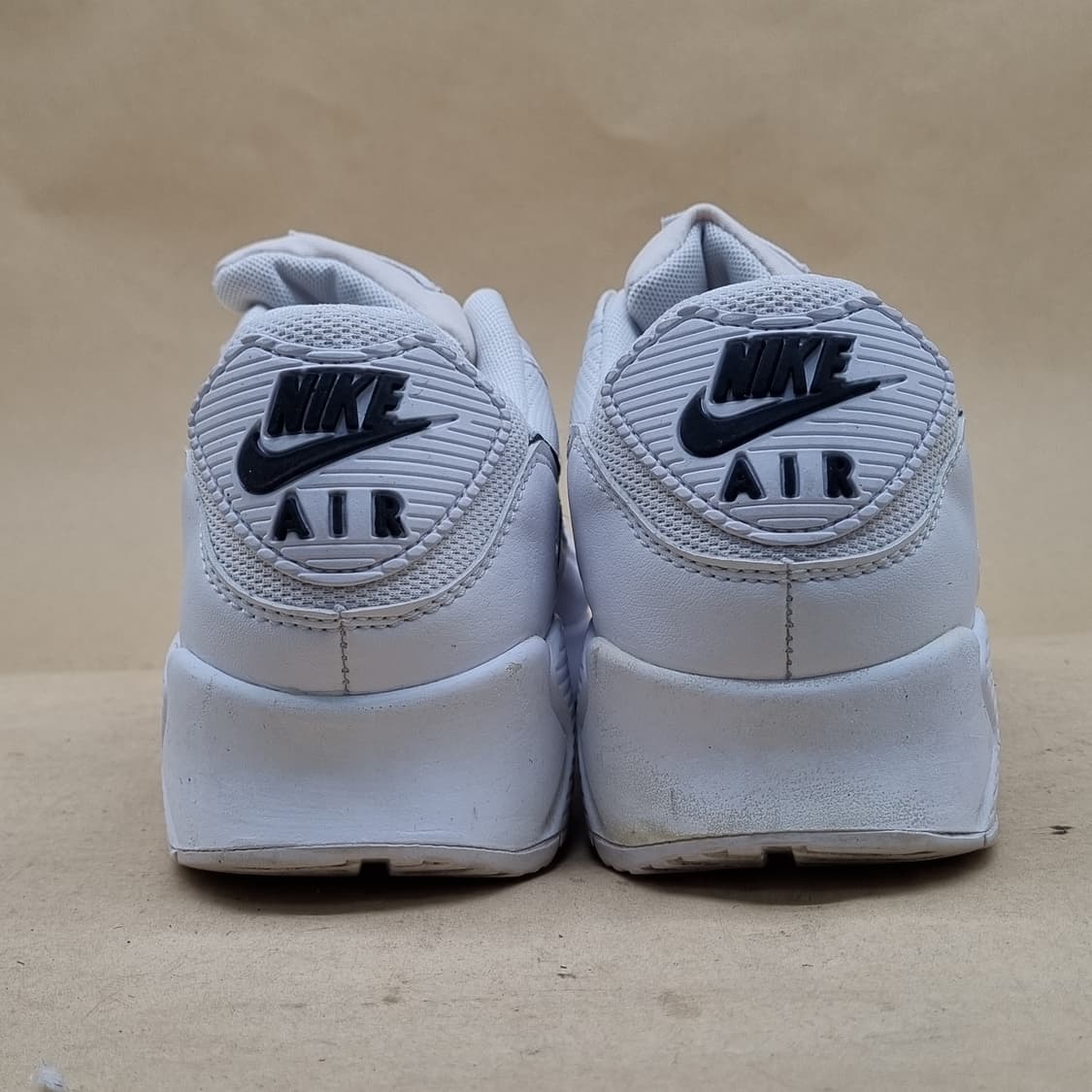 나이키 에어맥스 90 트리플화이트 270 상품이미지4