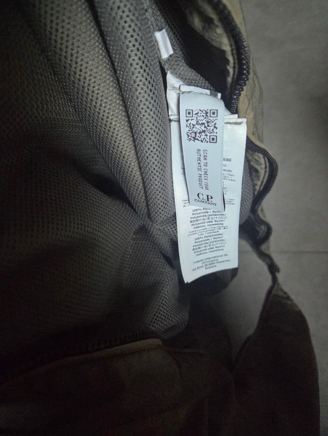 Cp company나일론 카키 상품이미지3