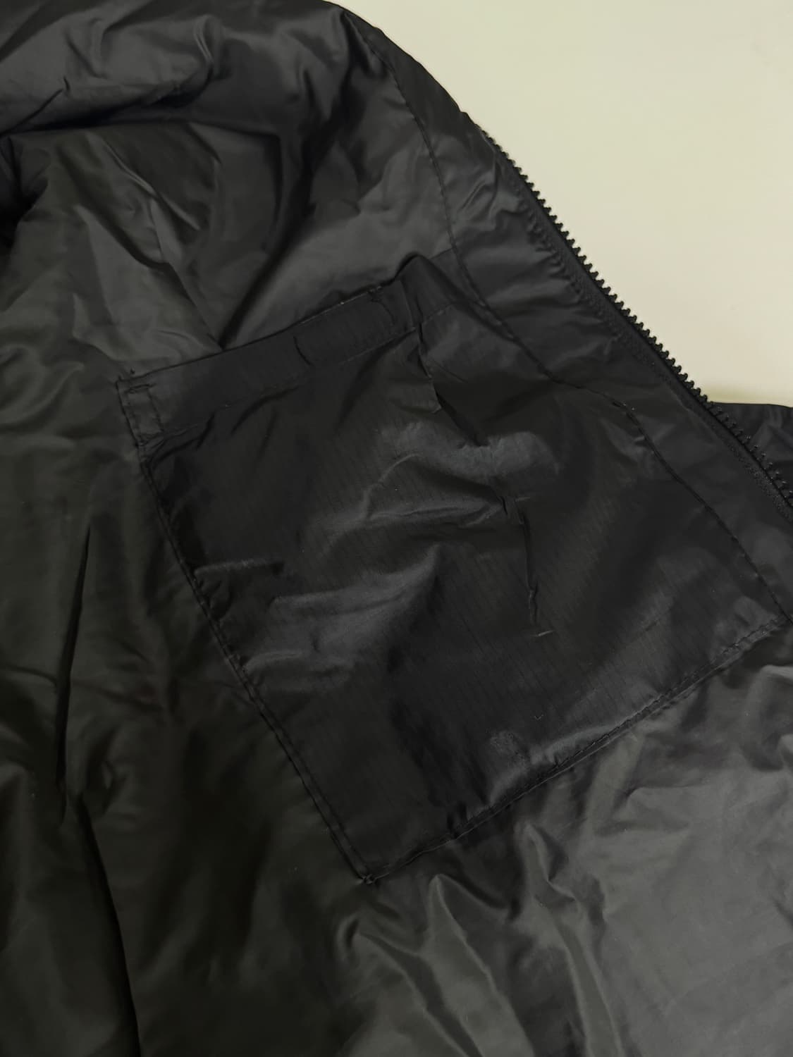 H&M 경량 패딩 블랙 S 상품이미지5