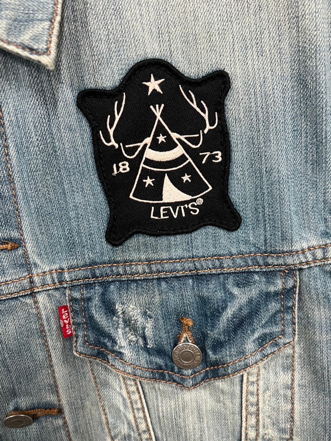 리바이스 빈티지 패치 연청 데님 트러커 청자켓 상품이미지4