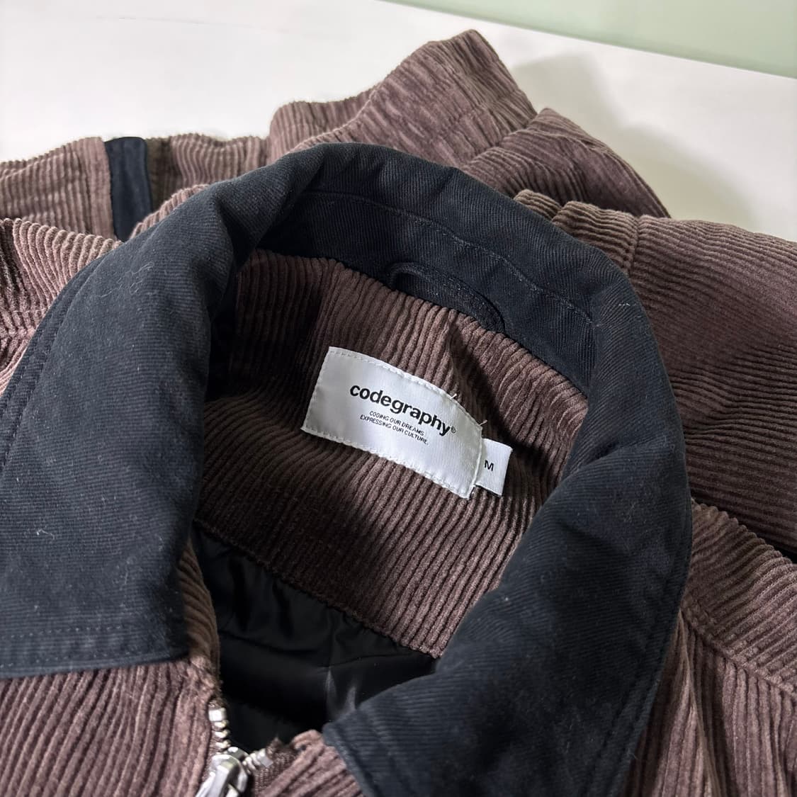 100-105 코드그라피 브라운 코듀로이 봄버 워크자켓 상품이미지4