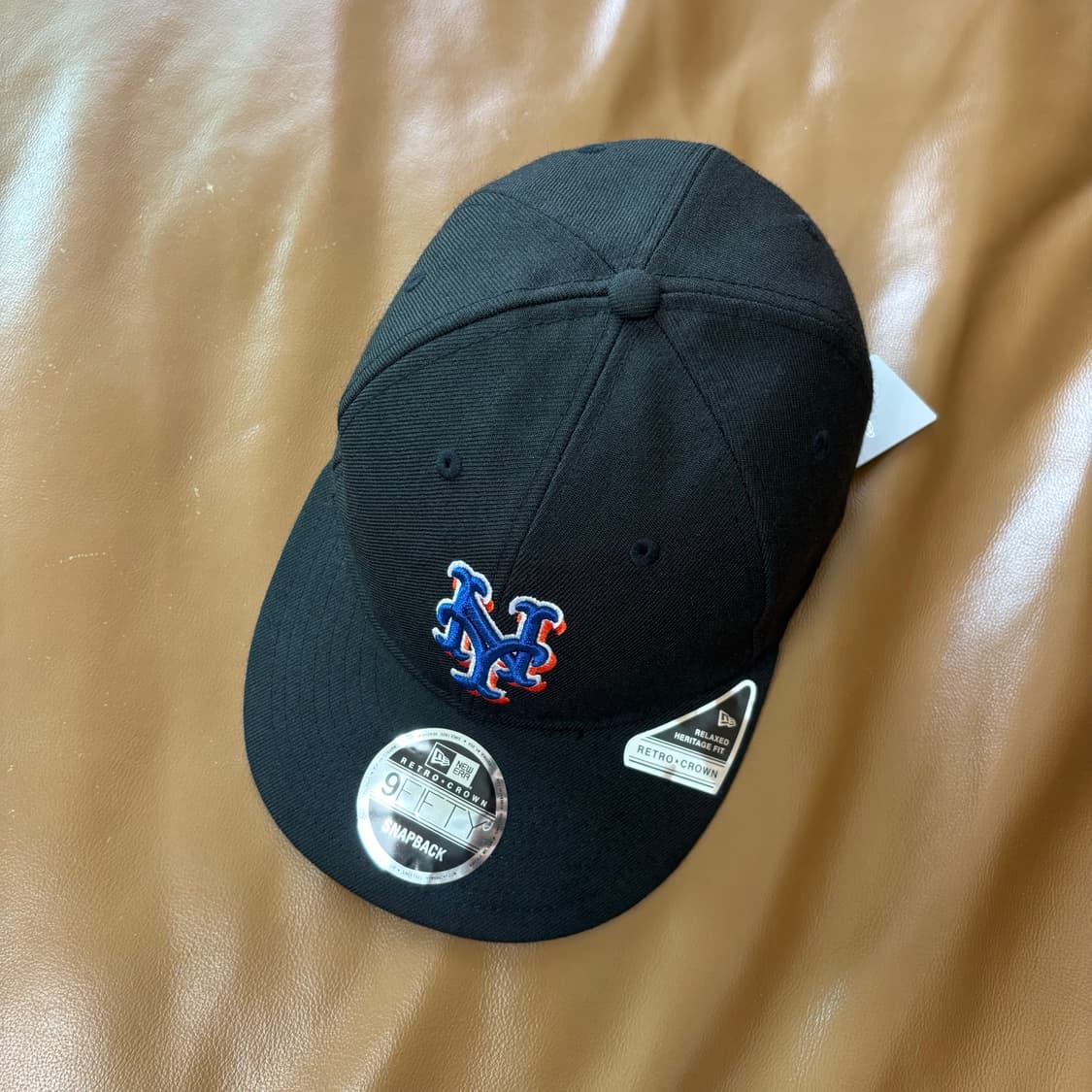 BEAMS 빔즈 빔스 뉴에라 9Fifty 6패널 볼캡 모자 메츠 블랙 상품이미지5