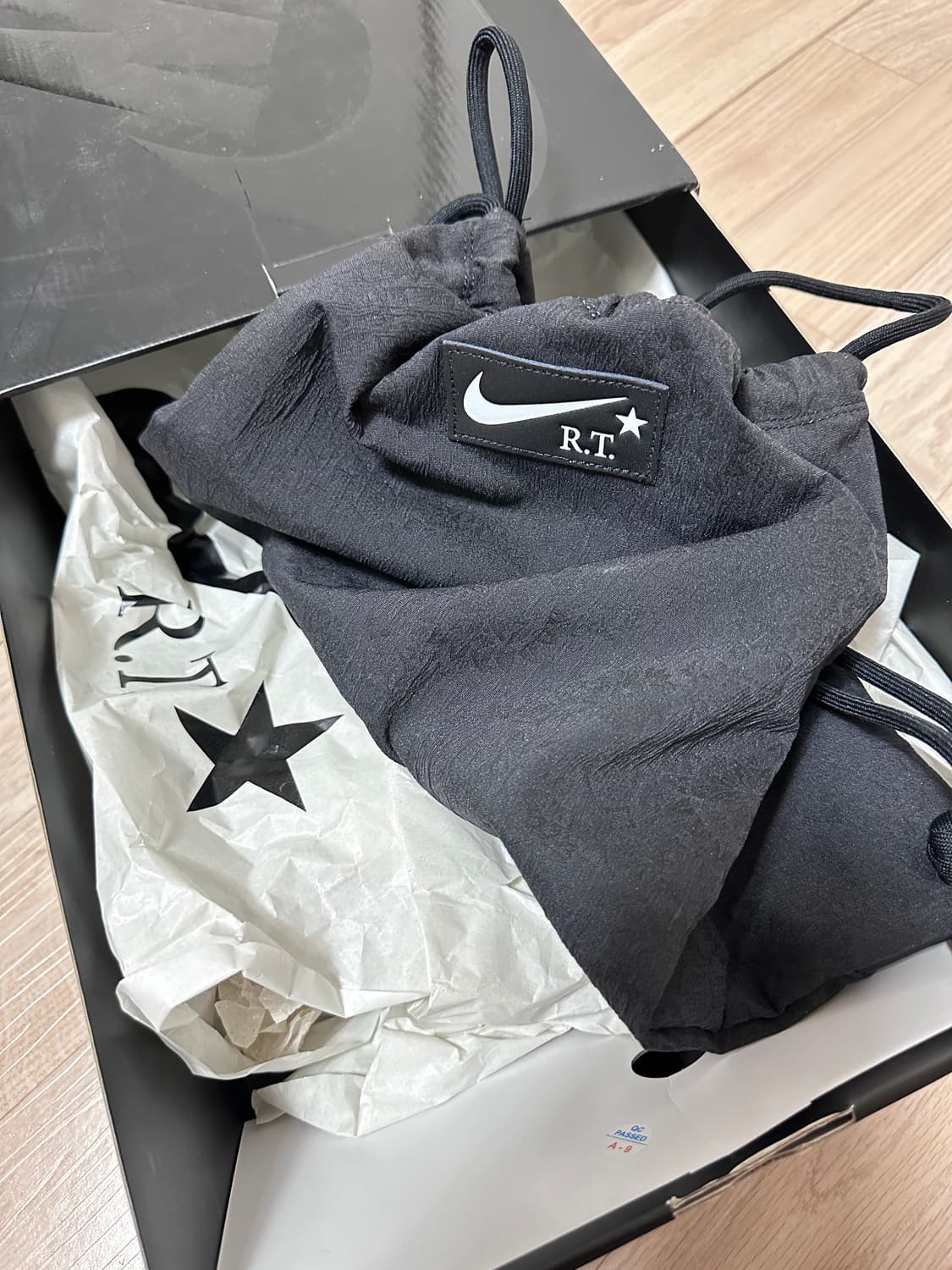 [285]나이키 x 리카르도 티시 에어줌 레전드 상품이미지7