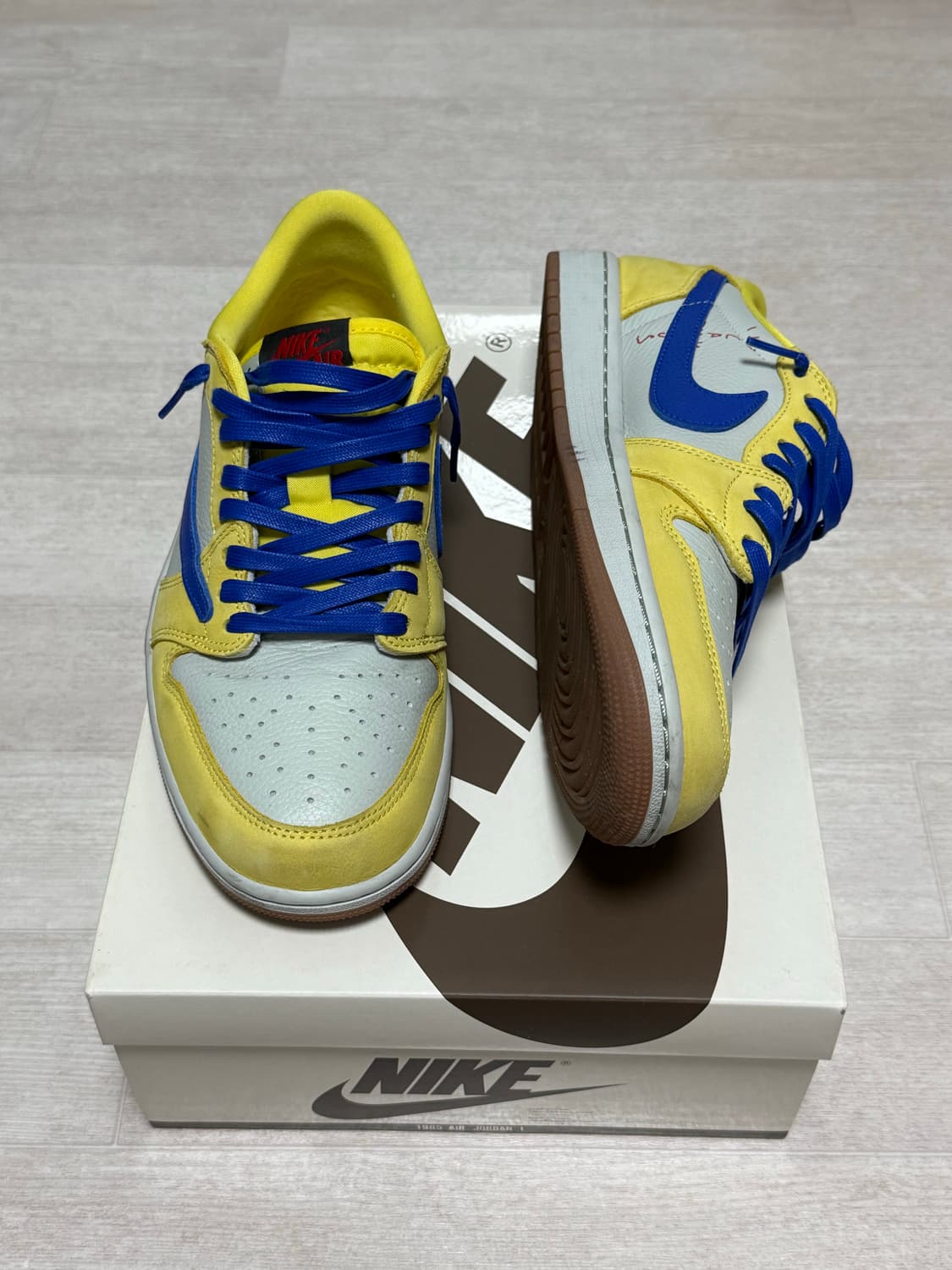 나이키 에어 조던1 로우 OG 카나리 280 상품이미지4