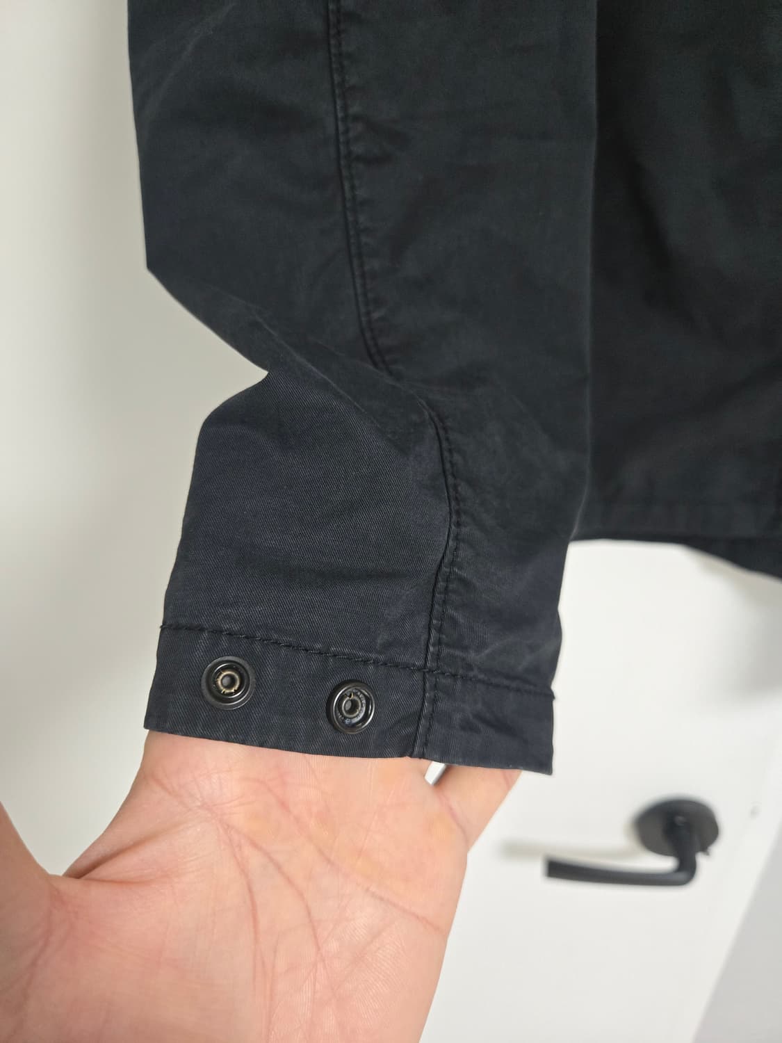 스톤아일랜드 더블포켓 블랙 오버셔츠 M사이즈팝니다 상품이미지4