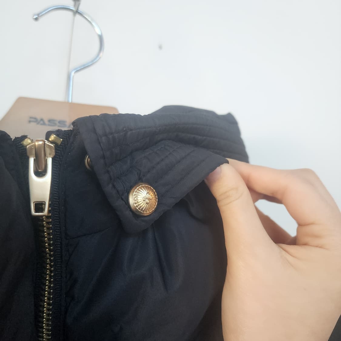 칼라거펠트 여성 블랙 패딩 점퍼 상품이미지7