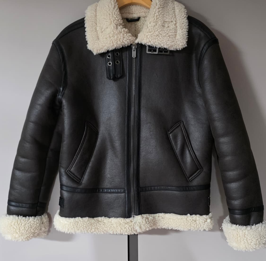 ZARA 자라 페이크 가죽 더블페이스트 무스탕점퍼.   싸이즈 95  상품이미지1