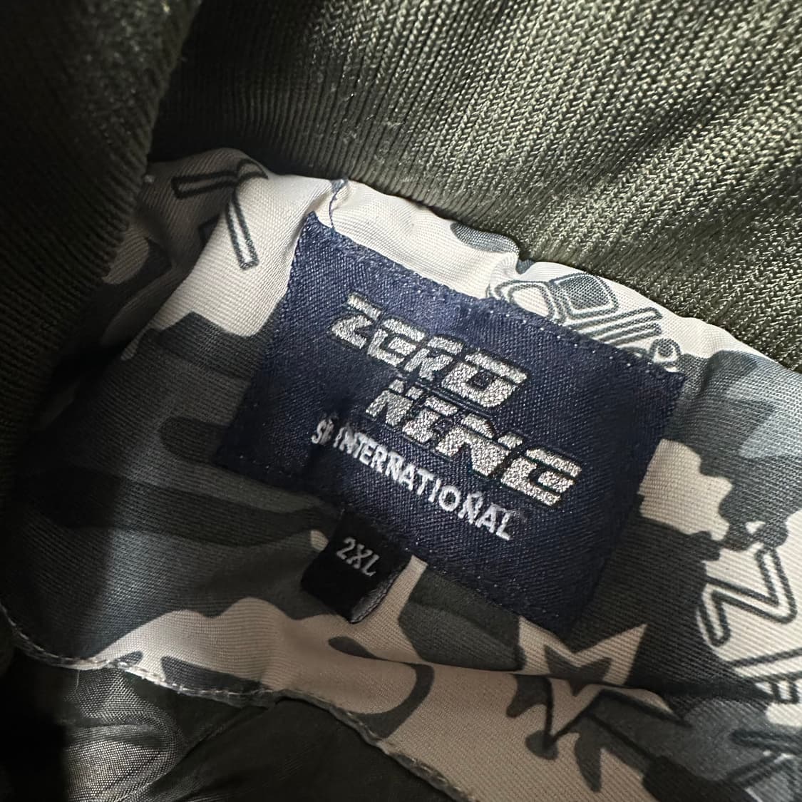 ✨ (바배) 스즈끼 카모 동계 올인원 작업복 낚시복 누빔 점프 수트 상품이미지3