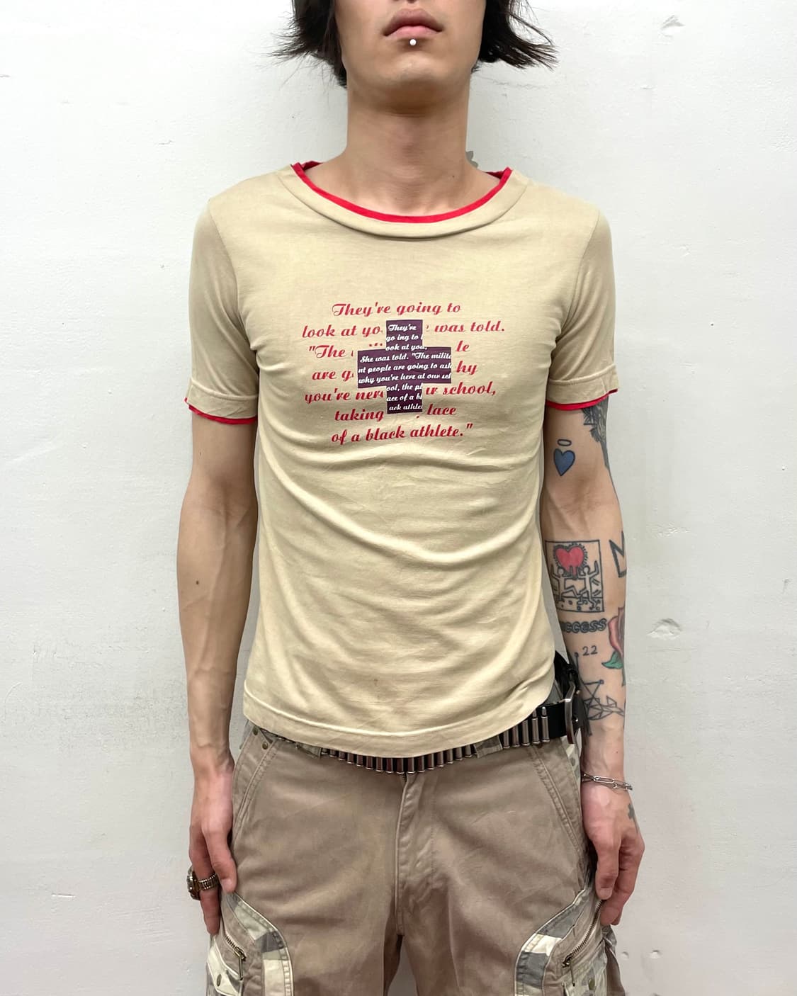 red cross lettering T-shirt  상품이미지1