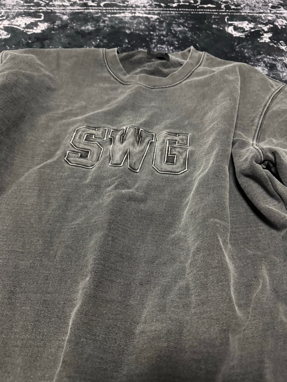 Pigment Sweatshirt 상품이미지2