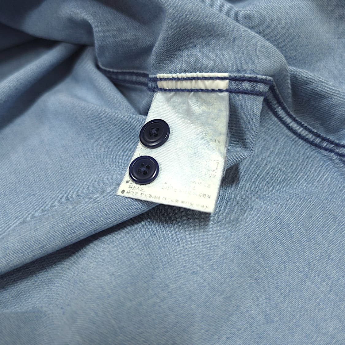 [100] 라코스테  중청 워싱 플립포켓 슬림핏 데님 긴팔셔츠 상품이미지8