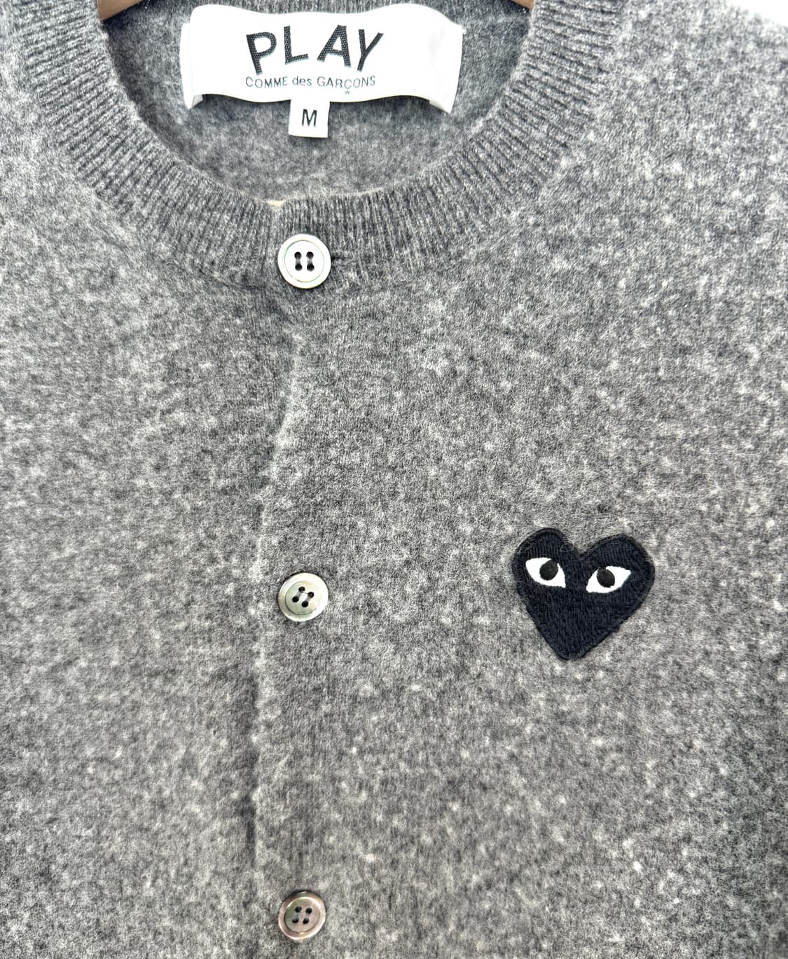 COMME DES GARCONS PLAY 꼼데가르송 그레이 라운드넥 울  상품이미지4