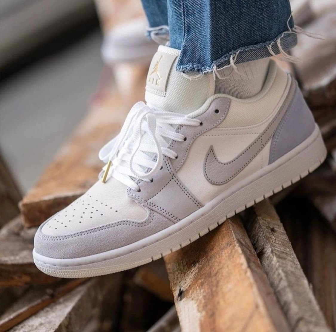 [275]조던1 로우 파리 상품이미지5