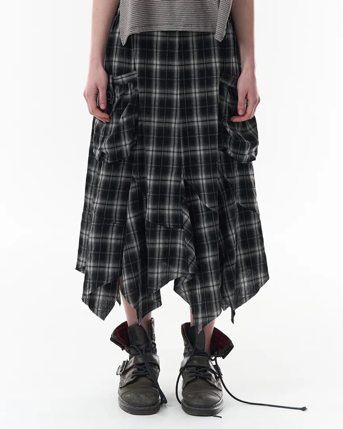 파히섬 체크 포켓 스커트 블랙 상품이미지1